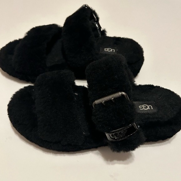 UGG Fuzz Yeah Black Furry Comfy Slipper Slide Slip on Sandal with buckle Size 7 - Picture 5 of 8